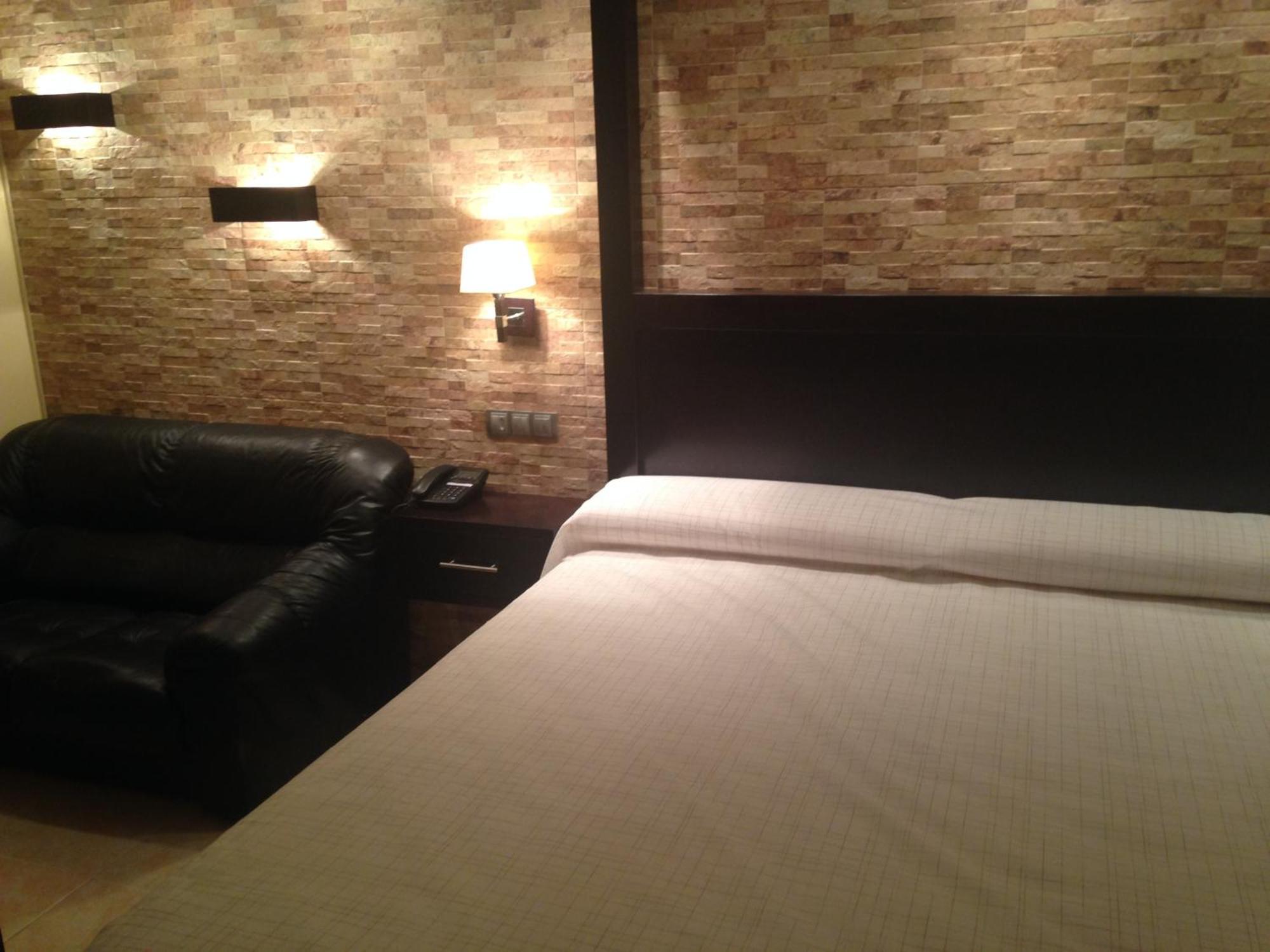 Hotel Don Juan 푸엔테드제나브 객실 사진