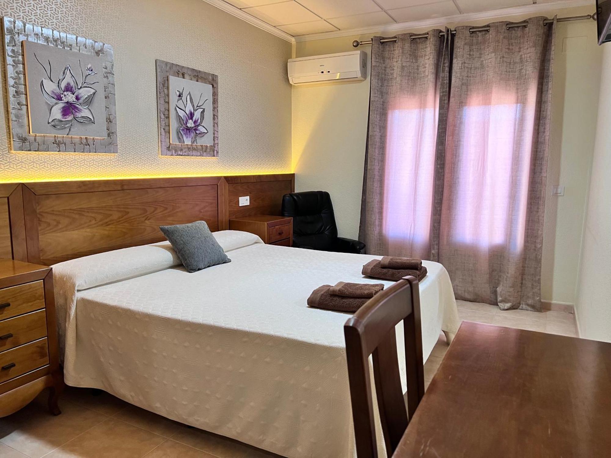 Hotel Don Juan 푸엔테드제나브 외부 사진
