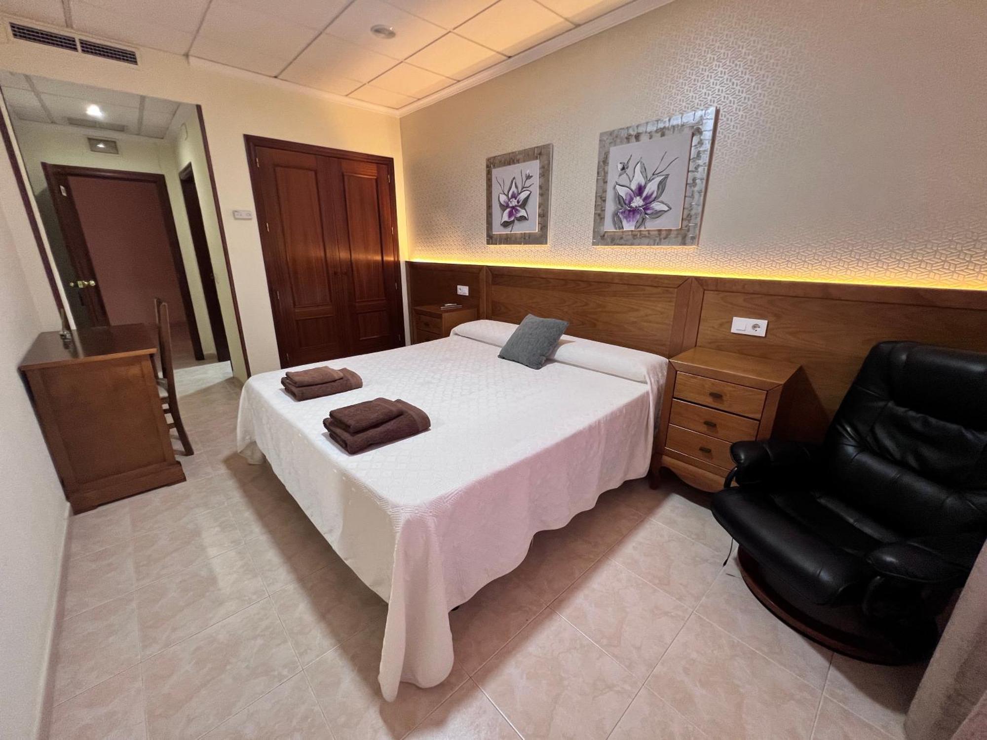 Hotel Don Juan 푸엔테드제나브 외부 사진