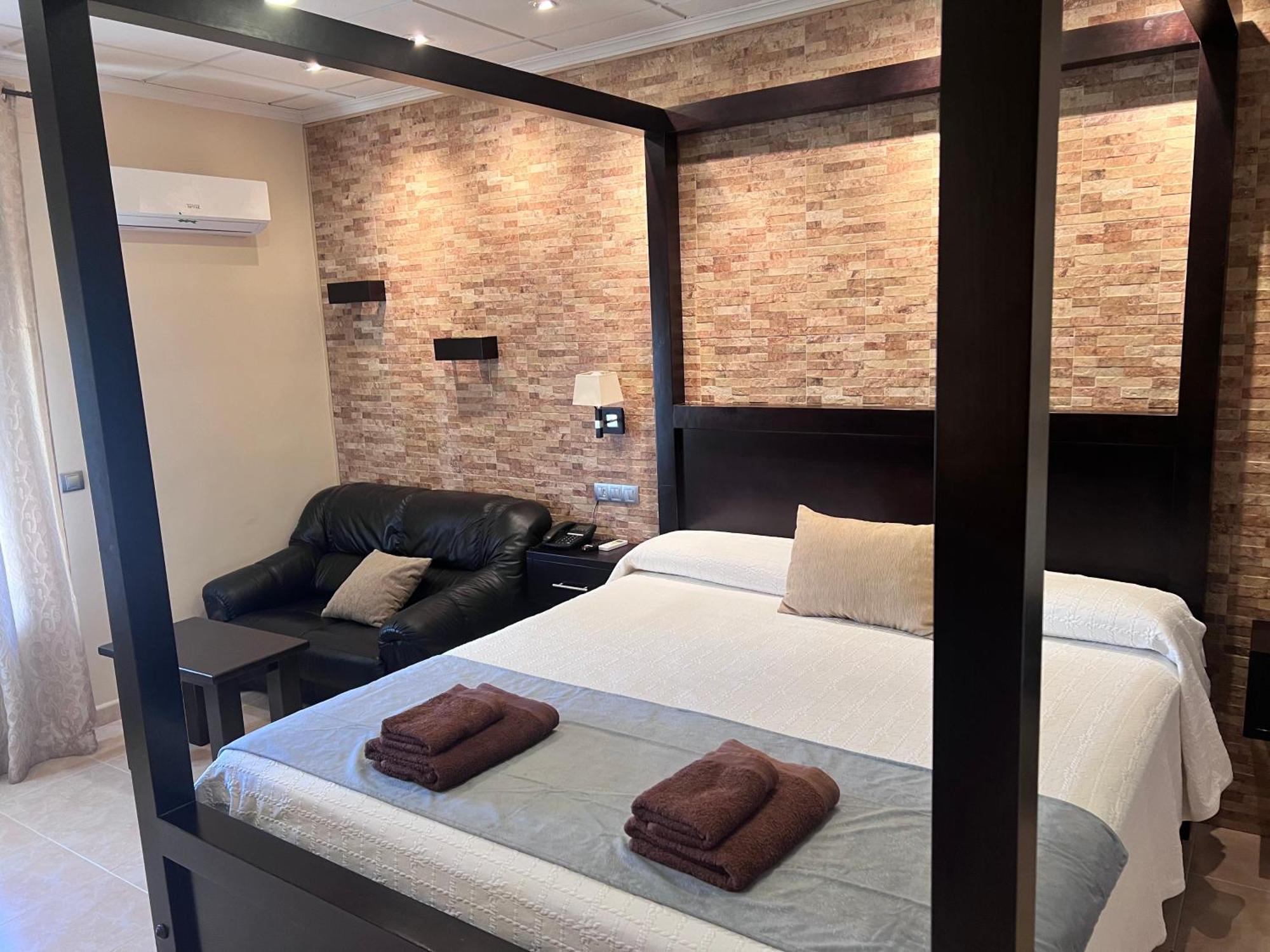 Hotel Don Juan 푸엔테드제나브 외부 사진